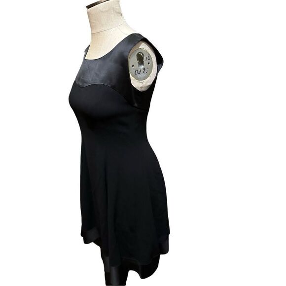 Linda Allard Ellen Tracy Sleeveless Satin Trim Black Fit Flare Dress Womens Sz 4 - Picture 2 of 11